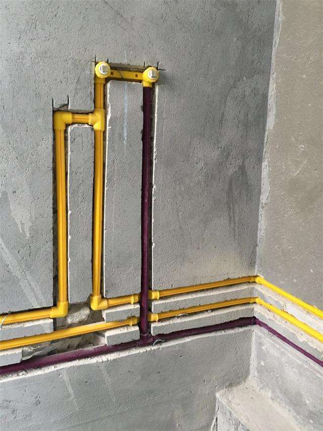 誰有回水管現(xiàn)場安裝圖？只需看這2個位置即可！