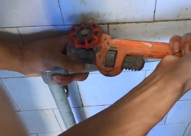 水管閥門拆卸步驟圖,老師傅全程圖解怎么換! 水管閥門拆卸步驟圖,老師傅全程圖解怎么換!