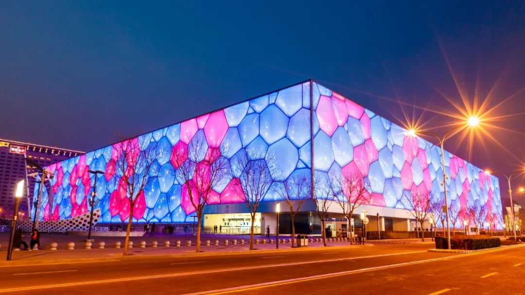 來雙奧館看龍勝管在“Colourful Cube”的藝術(shù)美學吧! 來雙奧館看龍勝管在“Colourful Cube”的藝術(shù)美學吧!