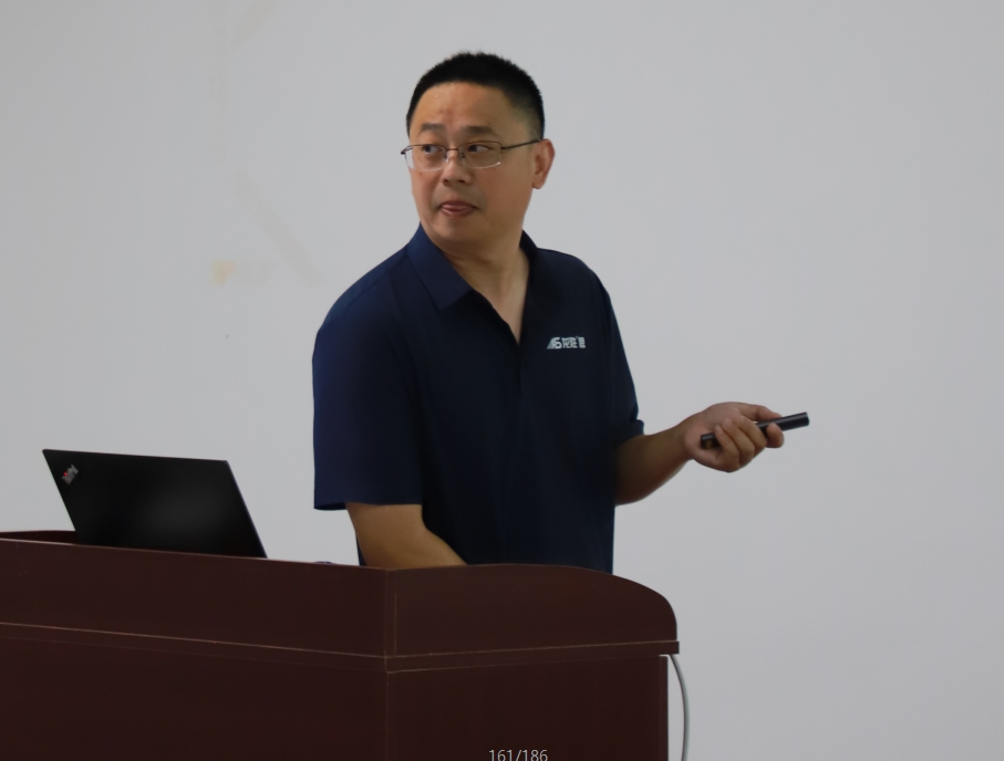 2024上半年度龍勝管全國銷售會(huì)議圓滿召開| 解放思想,極速前進(jìn)! 2024上半年度龍勝管全國銷售會(huì)議圓滿召開| 解放思想,極速前進(jìn)!